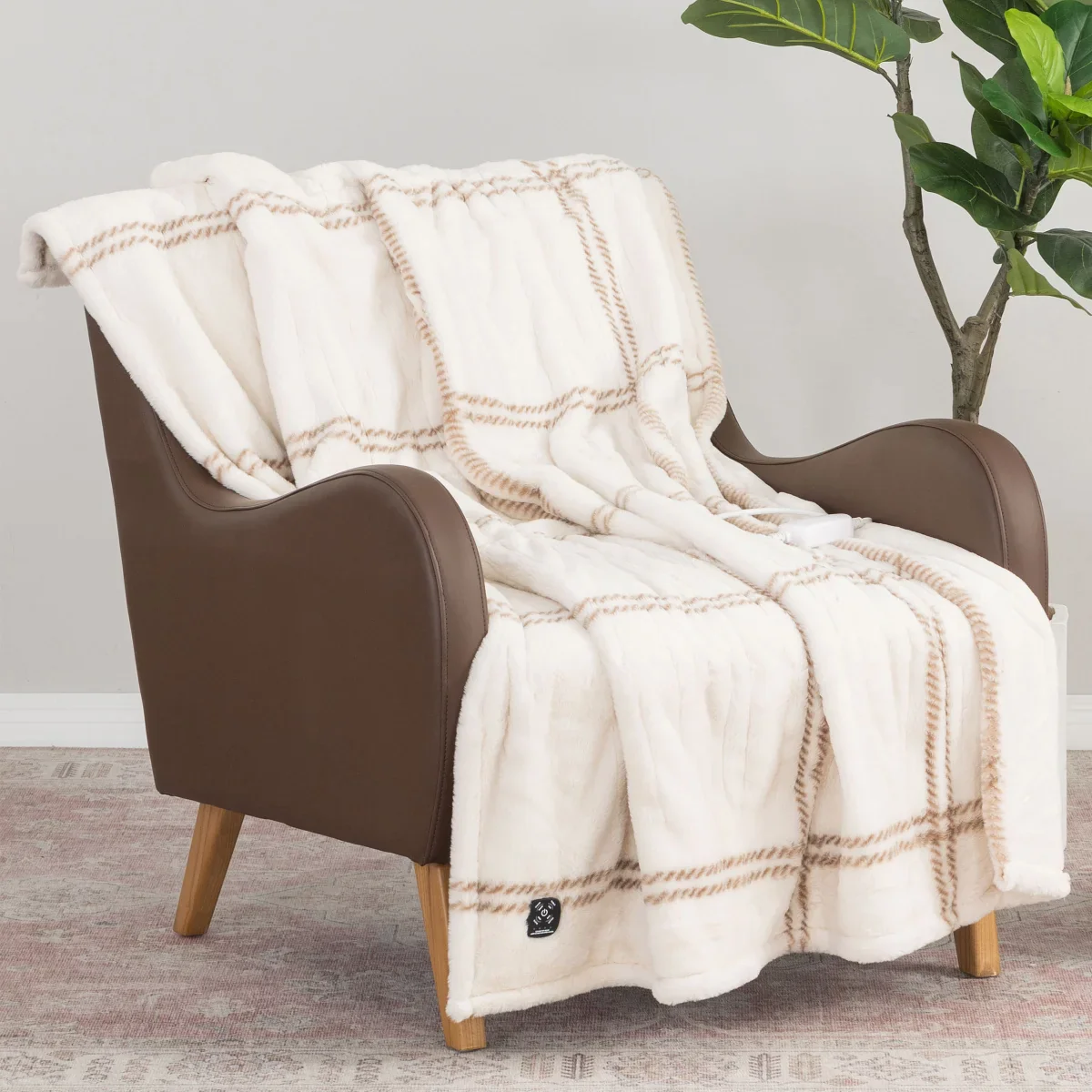 Berkshire - Couverture chauffante en fausse fourrure - Image 11