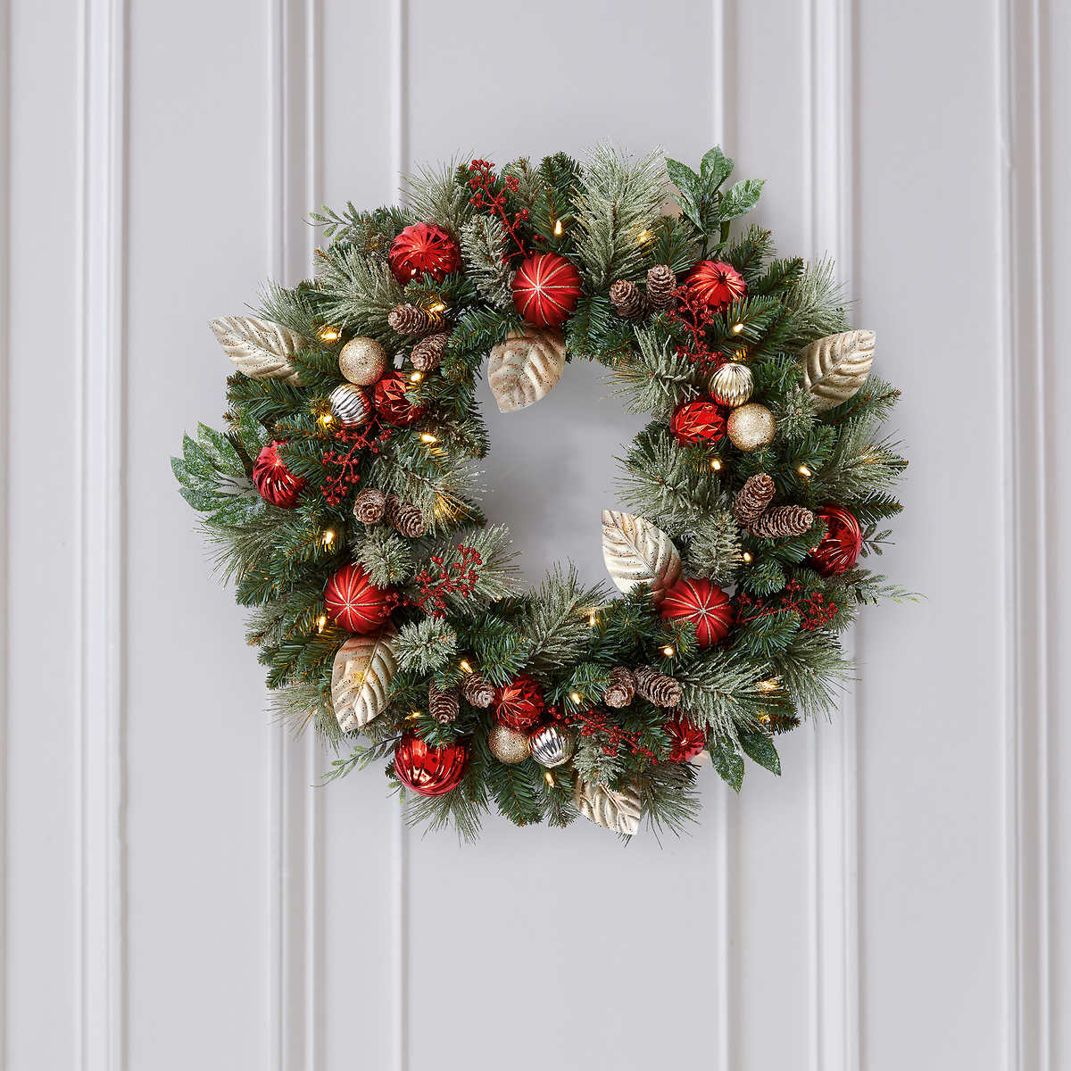 Couronne artificielle décorée à DEL pré-éclairée de 30 po - Image 2