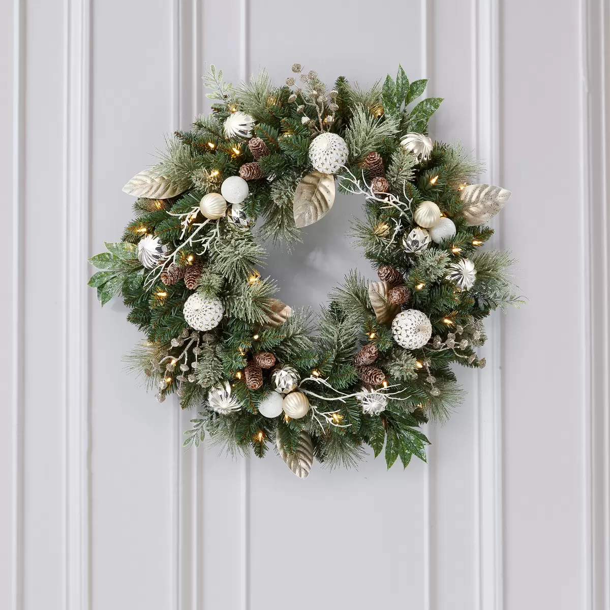 Couronne artificielle décorée à DEL pré-éclairée de 30 po - Image 4