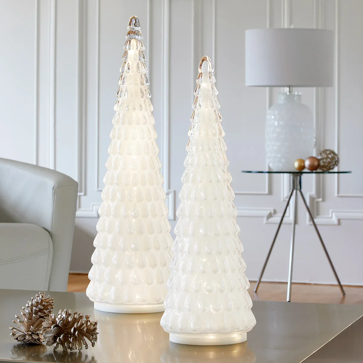 Ensemble de 2 Sapins de Noël en verre à DEL - Image 2