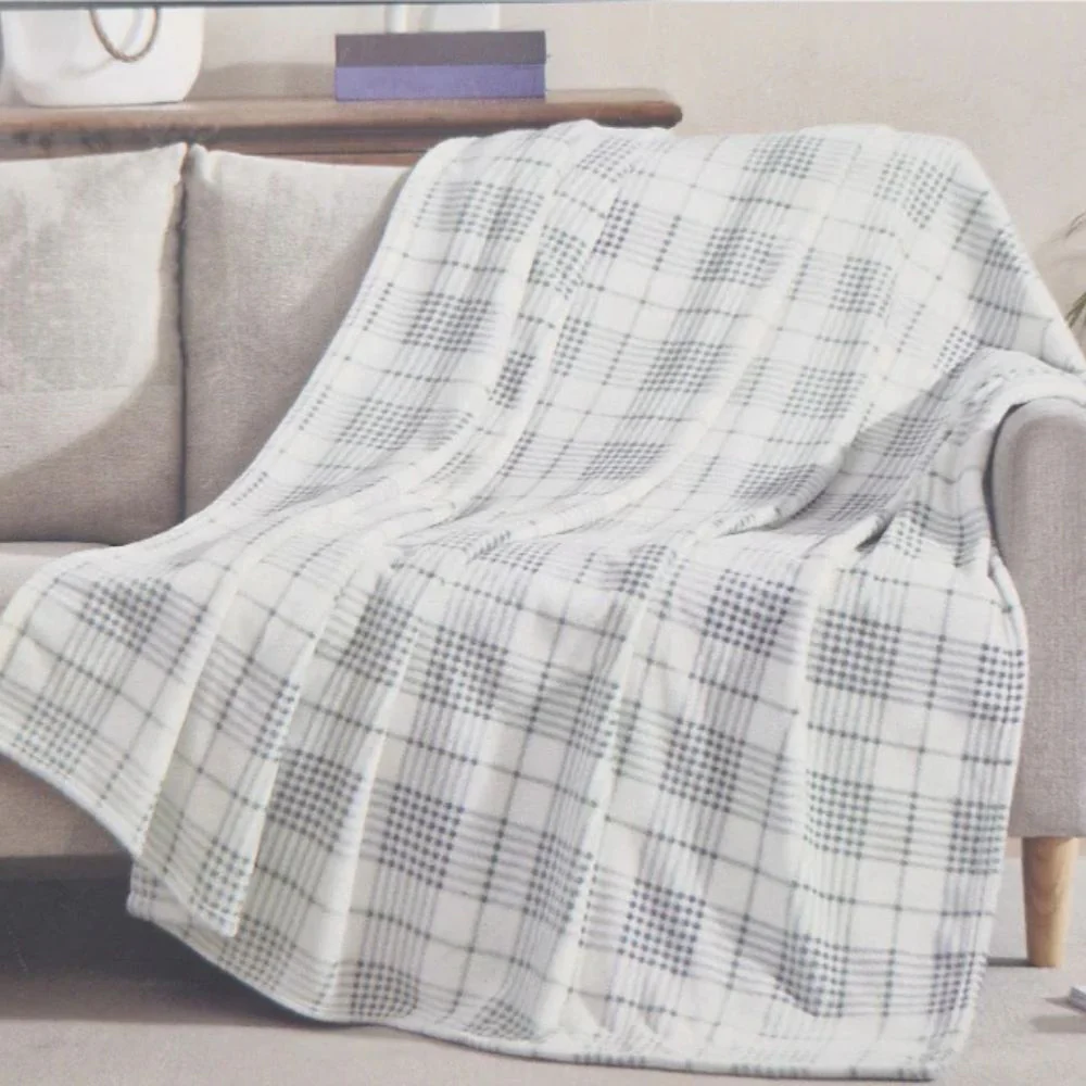 French Connection Home - Jeté en peluche - Image 13