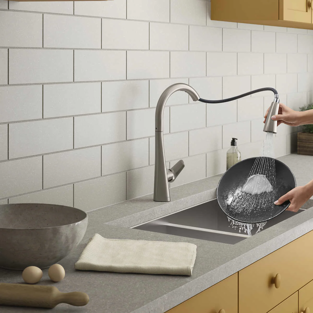 Kohler - Robinet de cuisine rétractable sans contact, Anessia - Image 2