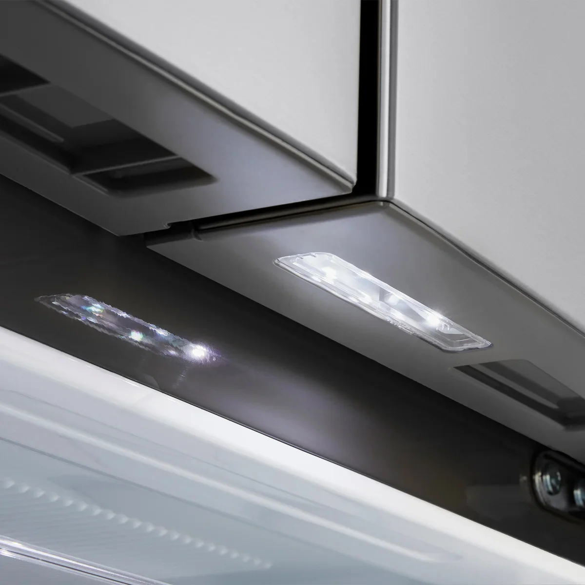 LG - Réfrigérateur de 36 po et de 23 pi³ - Image 4