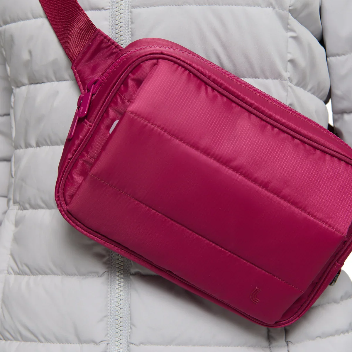 Lolë – Sac de taille avec chauffe-main - Image 14