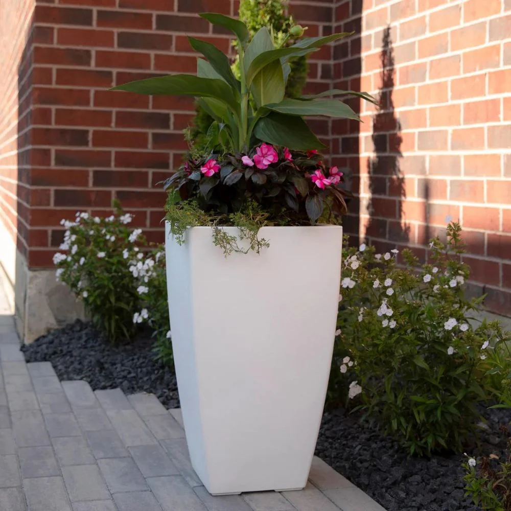Mayne - Jardinière haute blanche 26 po - Image 2