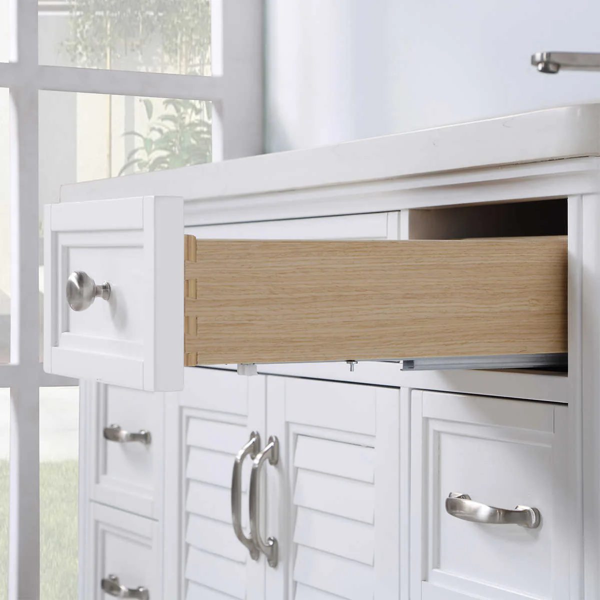 Northridge Home - Meuble-lavabo Augusta de 48 po à portes réversibles à persienne - Image 6
