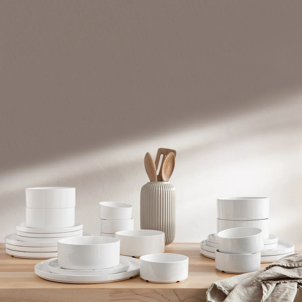 Safdie Cindy - Service de vaisselle en porcelaine, 24-pièces - Image 2