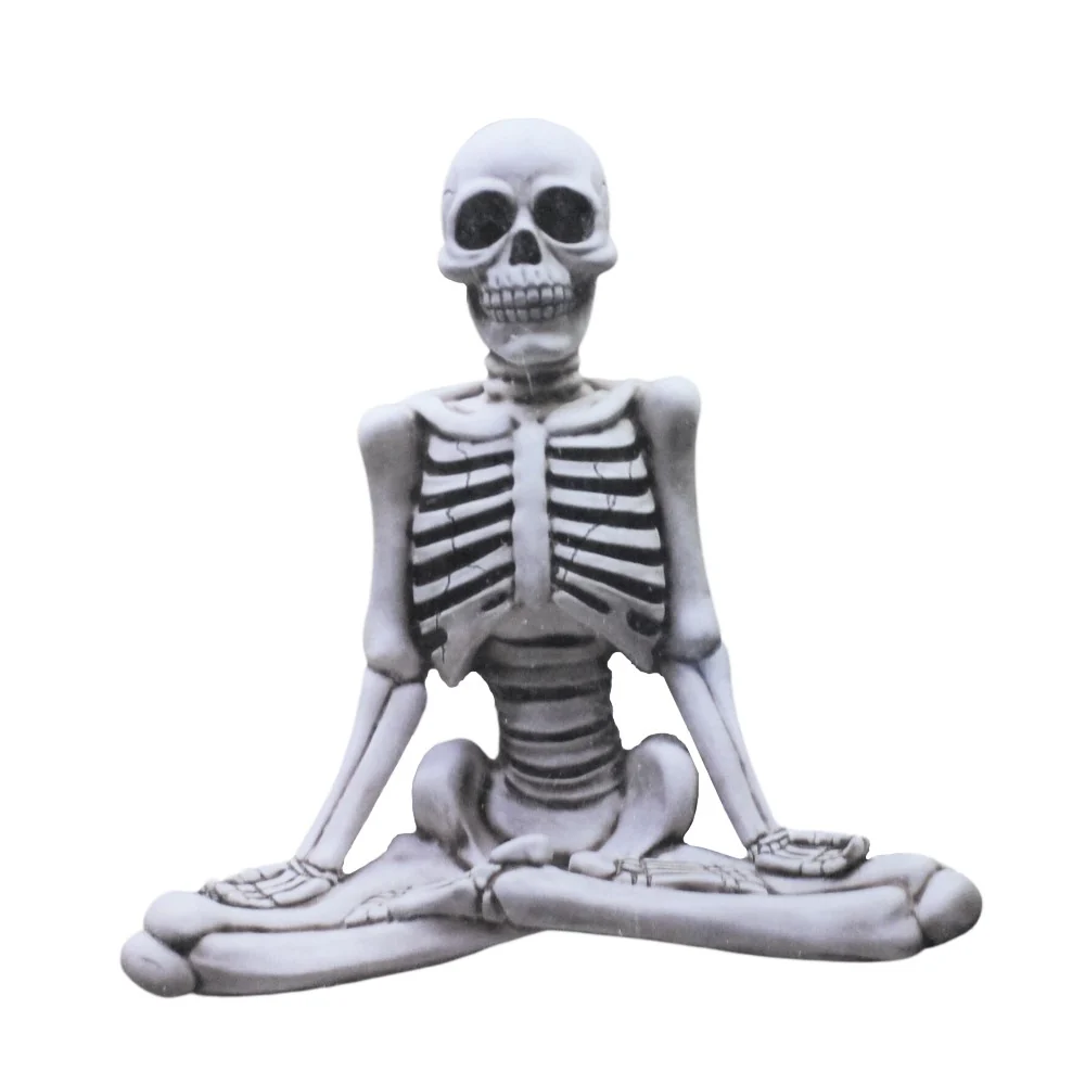 Squelette d'Halloween en position de yoga - Image 2