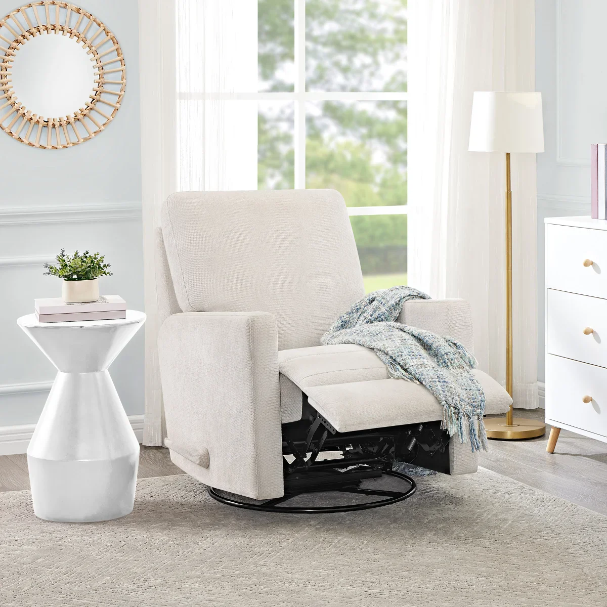 True Innovations – Fauteuil inclinable coulissant et pivotant en tissu - Image 2